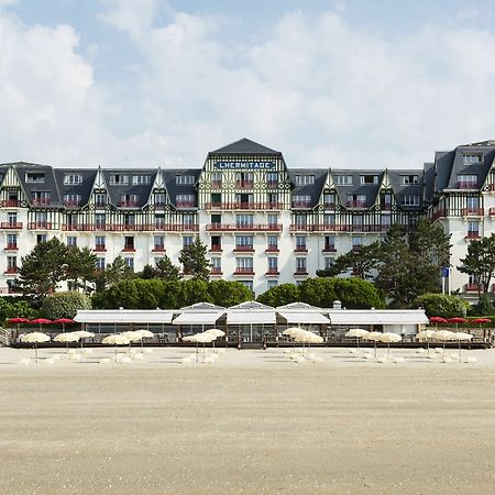 Hotel Barriere L'Hermitage La Baule-Escoublac Exterior photo