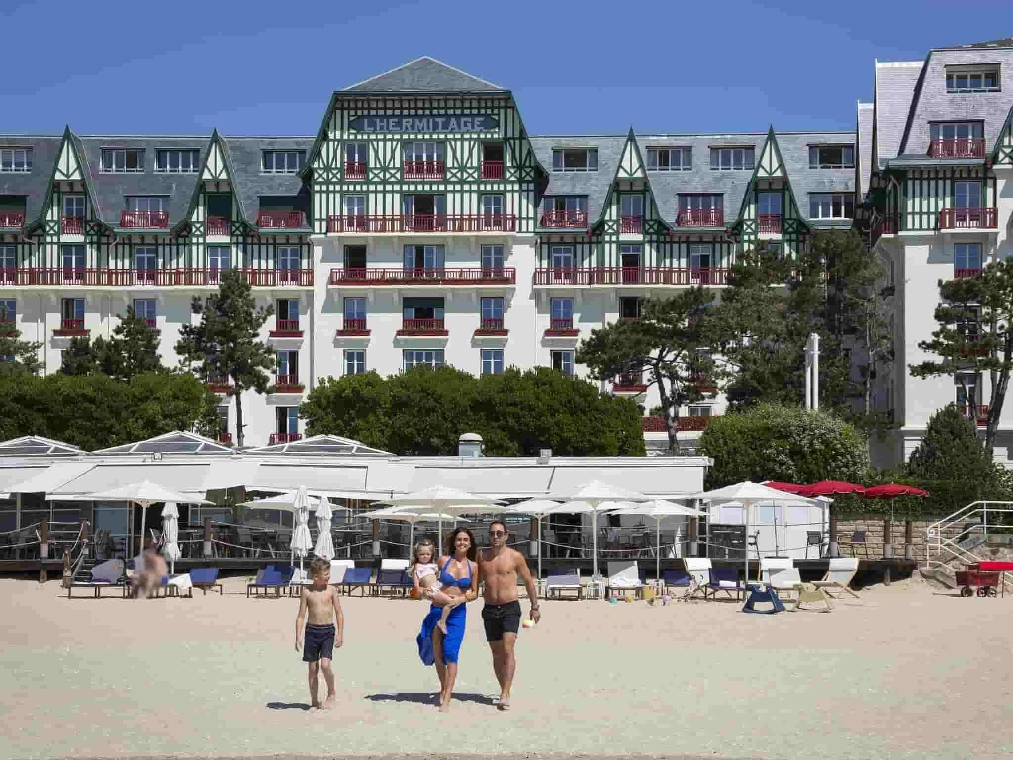 Hotel Barriere L'Hermitage La Baule-Escoublac Exterior photo